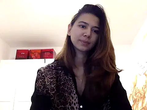 Snapshot of KiraVixenSweet chatting on 02-22-26, 02:59 KiraVixenSweet online show from 02-22-26, 02:59