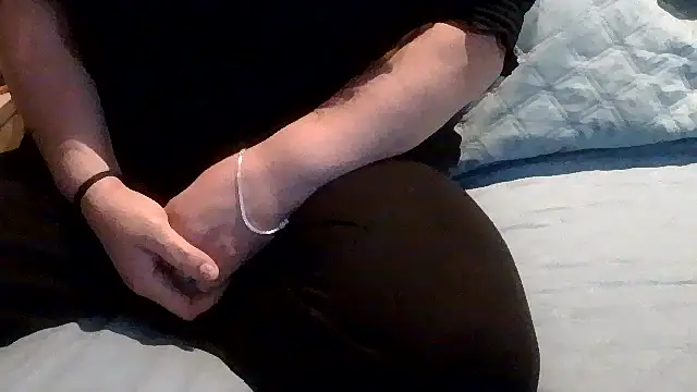 Snapshot of luanahot1 chatting on 04-08-26, 12:16 luanahot1 online show from 04-08-26, 12:16