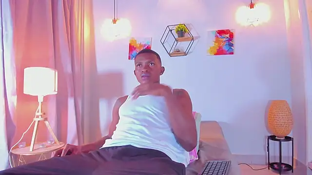 Snapshot of hanssmitt chatting on 02-23-26, 07:00 hanssmitt online show from 02-23-26, 07:00