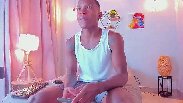 Snapshot of hanssmitt chatting on 02-24-26, 07:01 hanssmitt online show from 02-24-26, 07:01