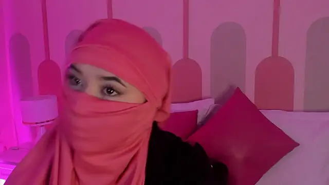 Snapshot of Samarahalsaud chatting on 02-17-26, 07:53 Samarahalsaud online show from 02-17-26, 07:53