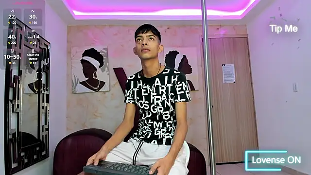 Snapshot of KITTY_BOSH chatting on 03-02-26, 01:29 KITTY BOSH online show from 03-02-26, 01:29