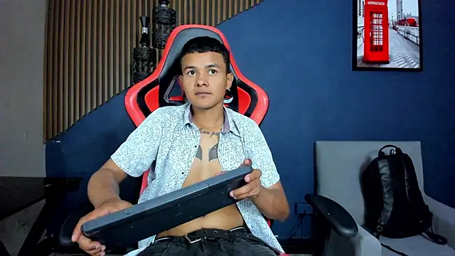 TylerGandi online show from 02-25-26, 08:51