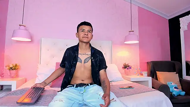 TylerGandi online show from 02-26-26, 08:08