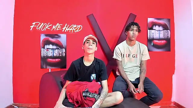 Snapshot of GREEN_BOYS chatting on 02-15-26, 07:51 GREEN BOYS online show from 02-15-26, 07:51