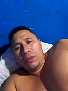 Snapshot of deiner13 chatting on 03-02-26, 03:20 deiner13 online show from 03-02-26, 03:20