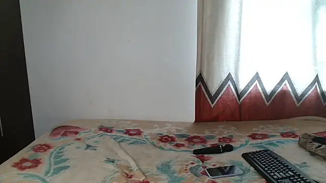 Snapshot of BigBootyEbony_ chatting on 03-20-26, 08:19 BigBootyEbony online show from 03-20-26, 08:19