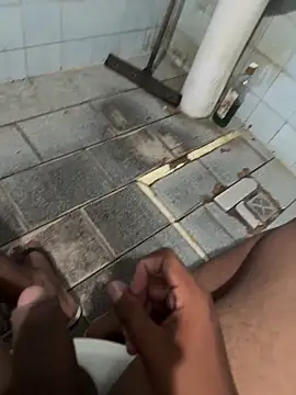 Snapshot of allysoon chatting on 03-04-26, 03:56 allysoon online show from 03-04-26, 03:56