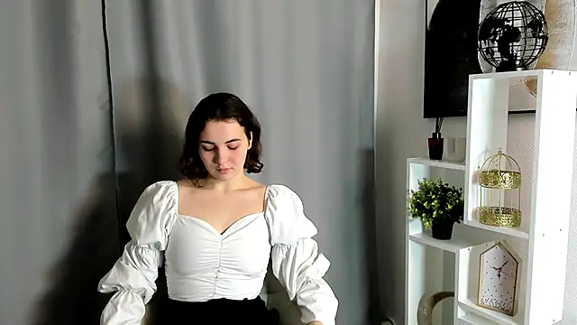 Snapshot of ShalaBethay chatting on 02-16-26, 06:26 ShalaBethay online show from 02-16-26, 06:26