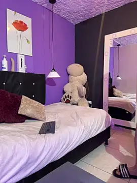 Snapshot of Karim_mansur chatting on 03-12-26, 12:44 Karim mansur online show from 03-12-26, 12:44