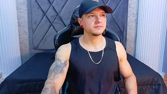 Snapshot of TYSONRICH1 chatting on 02-27-26, 06:41 TYSONRICH1 online show from 02-27-26, 06:41