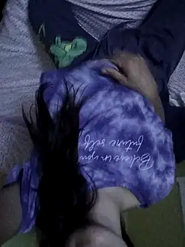 Snapshot of paradise2 chatting on 02-15-26, 03:47 paradise2 online show from 02-15-26, 03:47