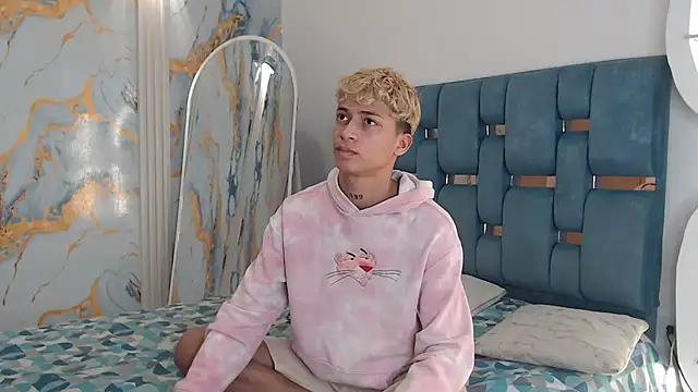 GOLD BOYS online show from 04-15-26, 05:25