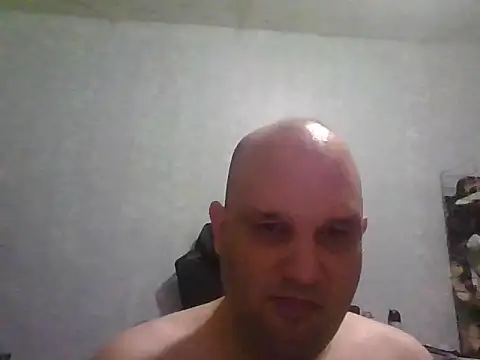 Snapshot of Heavy_Rebellx chatting on 02-24-26, 04:10 Heavy Rebellx online show from 02-24-26, 04:10