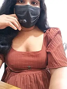 Snapshot of Queen_Saara chatting on 02-24-26, 07:06 Queen Saara online show from 02-24-26, 07:06