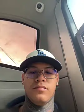 Maxtor  online show from 02-19-26, 10:39