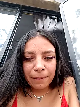 Snapshot of Chanelwill chatting on 02-25-26, 08:40 Chanelwill online show from 02-25-26, 08:40