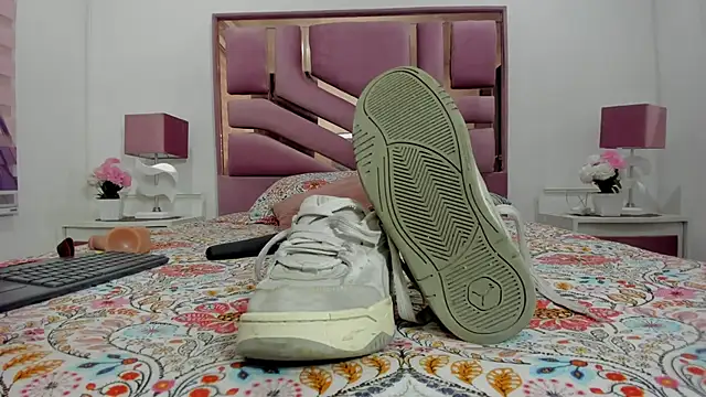 Chanelwill online show from 04-07-26, 12:38