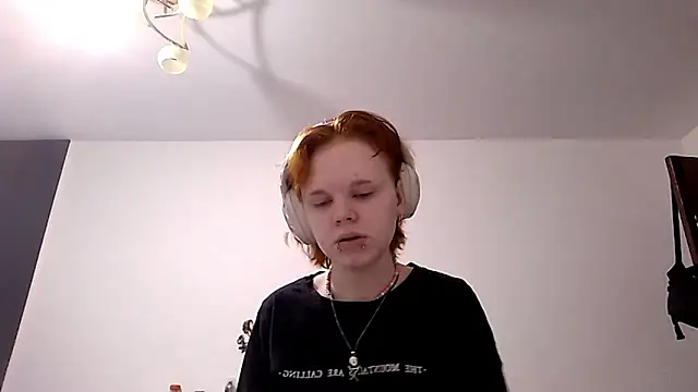 CurlaPettyBom online show from 02-28-26, 08:26