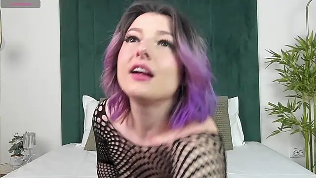 Snapshot of NatashaBlaze_ chatting on 02-20-26, 05:24 NatashaBlaze online show from 02-20-26, 05:24