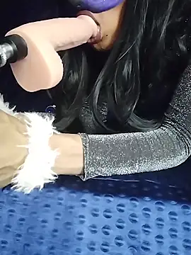 TRANSY WITH GIRL online show from 02-17-26, 06:03