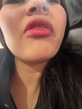 Snapshot of Aylin_fire chatting on 02-26-26, 06:51 Aylin fire online show from 02-26-26, 06:51