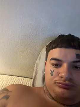 Snapshot of BigdaddyFabian chatting on 02-18-26, 01:51 BigdaddyFabian online show from 02-18-26, 01:51