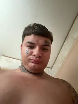 Snapshot of BigdaddyFabian chatting on 02-23-26, 02:14 BigdaddyFabian online show from 02-23-26, 02:14