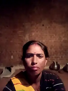 Hot re83 online show from 02-17-26, 11:33