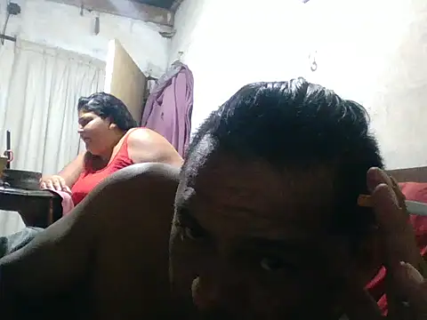 Snapshot of DesexedCooler chatting on 02-19-26, 12:39 DesexedCooler online show from 02-19-26, 12:39