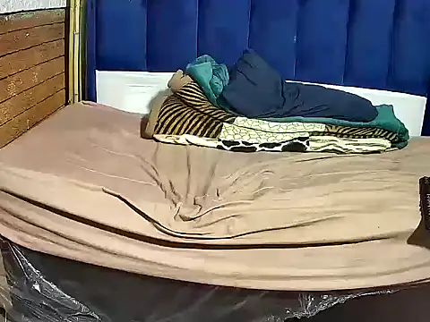 Sweetcandy298 online show from 04-10-26, 02:06