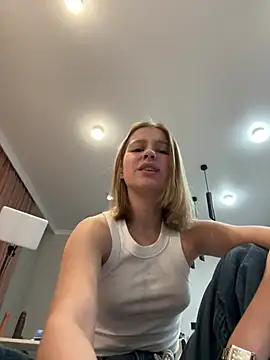 Eva Leen online show from 02-26-26, 04:06