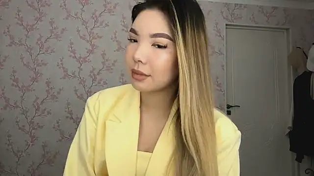 Snapshot of Elina_Mottel chatting on 02-24-26, 09:18 Elina Mottel online show from 02-24-26, 09:18