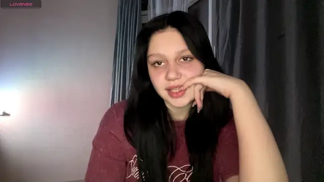 Snapshot of RaquelsHusband chatting on 02-24-26, 02:48 RaquelsHusband online show from 02-24-26, 02:48