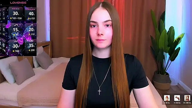 Maddy Wood  online show from 03-11-26, 03:18