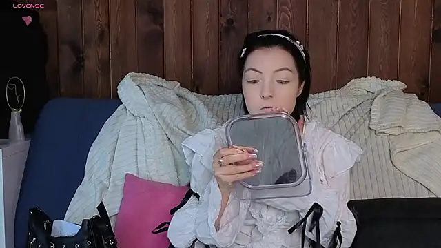 Snapshot of EndaMatheus chatting on 03-04-26, 10:43 EndaMatheus online show from 03-04-26, 10:43