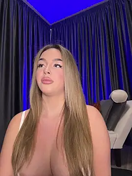 SelenneDreams online show from 02-20-26, 05:02