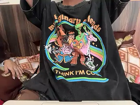 Snapshot of Robyne_xx chatting on 02-19-26, 05:58 Robyne xx online show from 02-19-26, 05:58