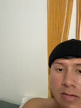 Snapshot of Damian1_ST chatting on 02-20-26, 03:47 Damian1 ST online show from 02-20-26, 03:47