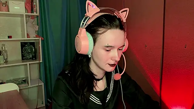 Snapshot of MabelDefina chatting on 03-09-26, 11:03 MabelDefina online show from 03-09-26, 11:03