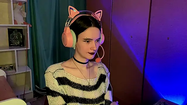 Snapshot of MabelDefina chatting on 03-12-26, 11:05 MabelDefina online show from 03-12-26, 11:05