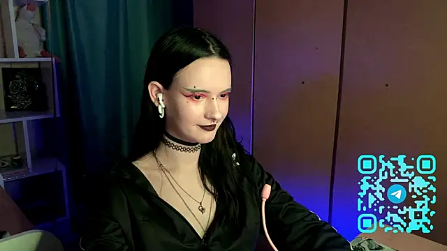 Snapshot of MabelDefina chatting on 04-04-26, 01:08 MabelDefina online show from 04-04-26, 01:08