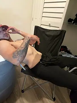 Alejandrosolerxxx online show from 02-18-26, 04:19