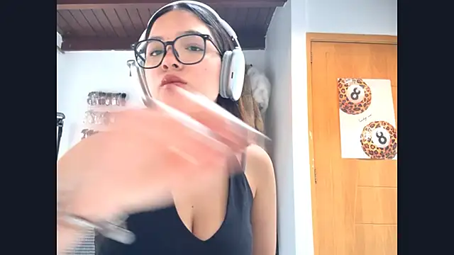 Snapshot of Katya_28 chatting on 03-04-26, 02:23 Katya 28 online show from 03-04-26, 02:23