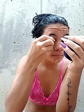 Snapshot of Little-Pussy19 chatting on 03-02-26, 01:18 Little-Pussy19 online show from 03-02-26, 01:18