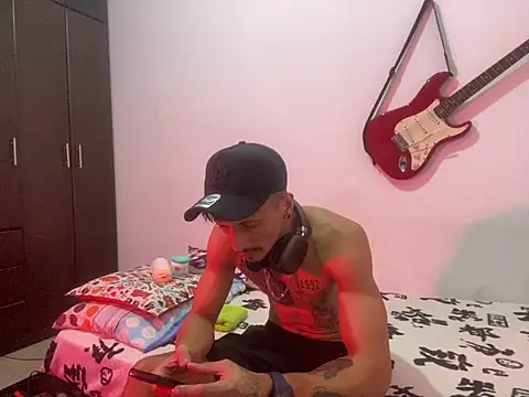 Snapshot of Andreyssantos chatting on 02-18-26, 01:12 Andreyssantos online show from 02-18-26, 01:12