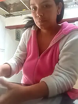 Snapshot of Pamelaks chatting on 02-27-26, 03:34 Pamelaks online show from 02-27-26, 03:34