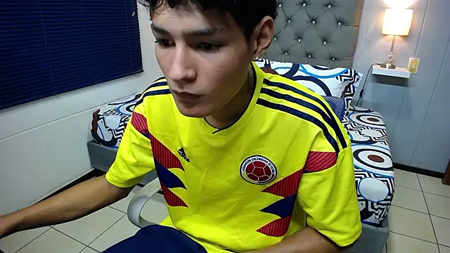 Snapshot of georgeowennss chatting on 02-27-26, 01:00 georgeowennss online show from 02-27-26, 01:00