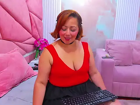 Snapshot of Viooleta_thomson chatting on 02-22-26, 04:13 Viooleta thomson online show from 02-22-26, 04:13