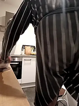 olivbisoumis online show from 02-22-26, 06:24